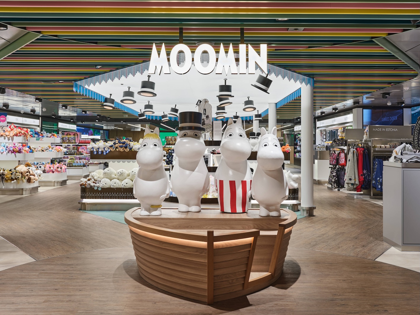 Personaggi di Moomin in un negozio Moomin su Tallink-Silja.